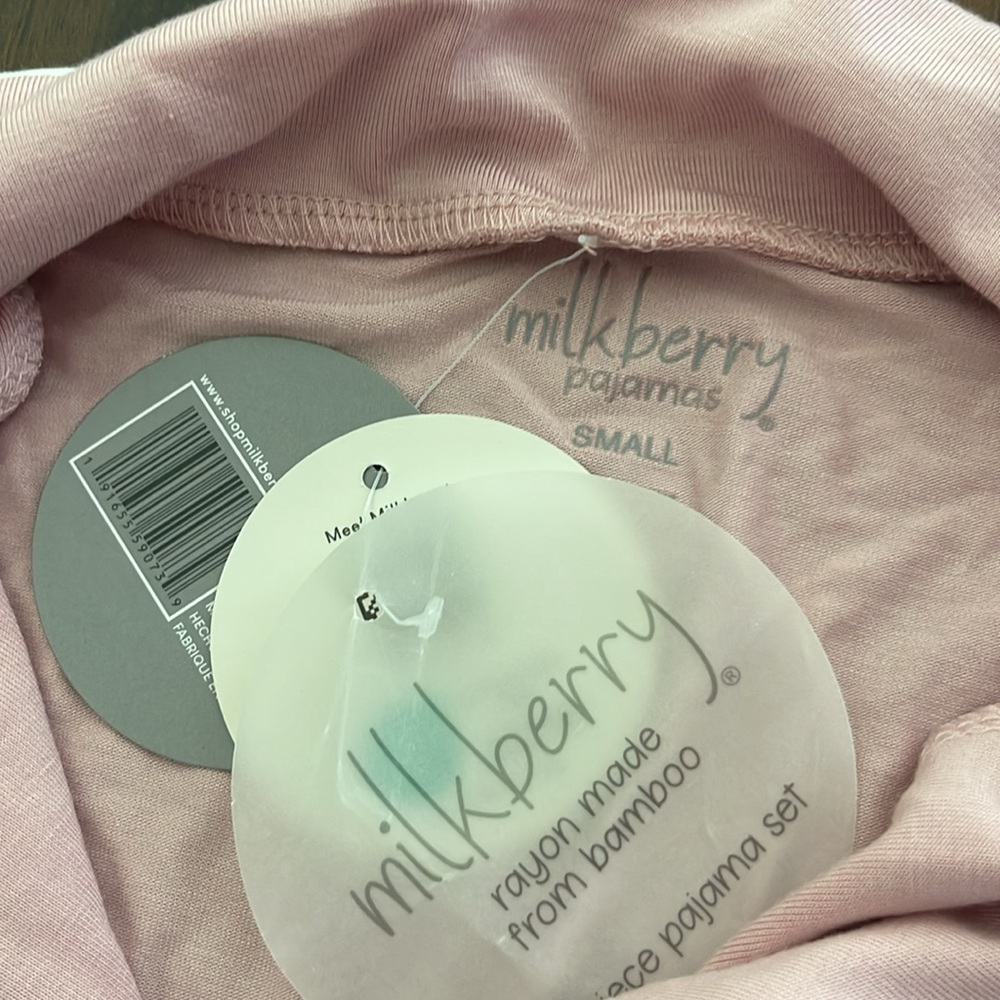 New Milkberry Pajama Set 3 pieces Shirt pants and shorts - Picture 8 of 10